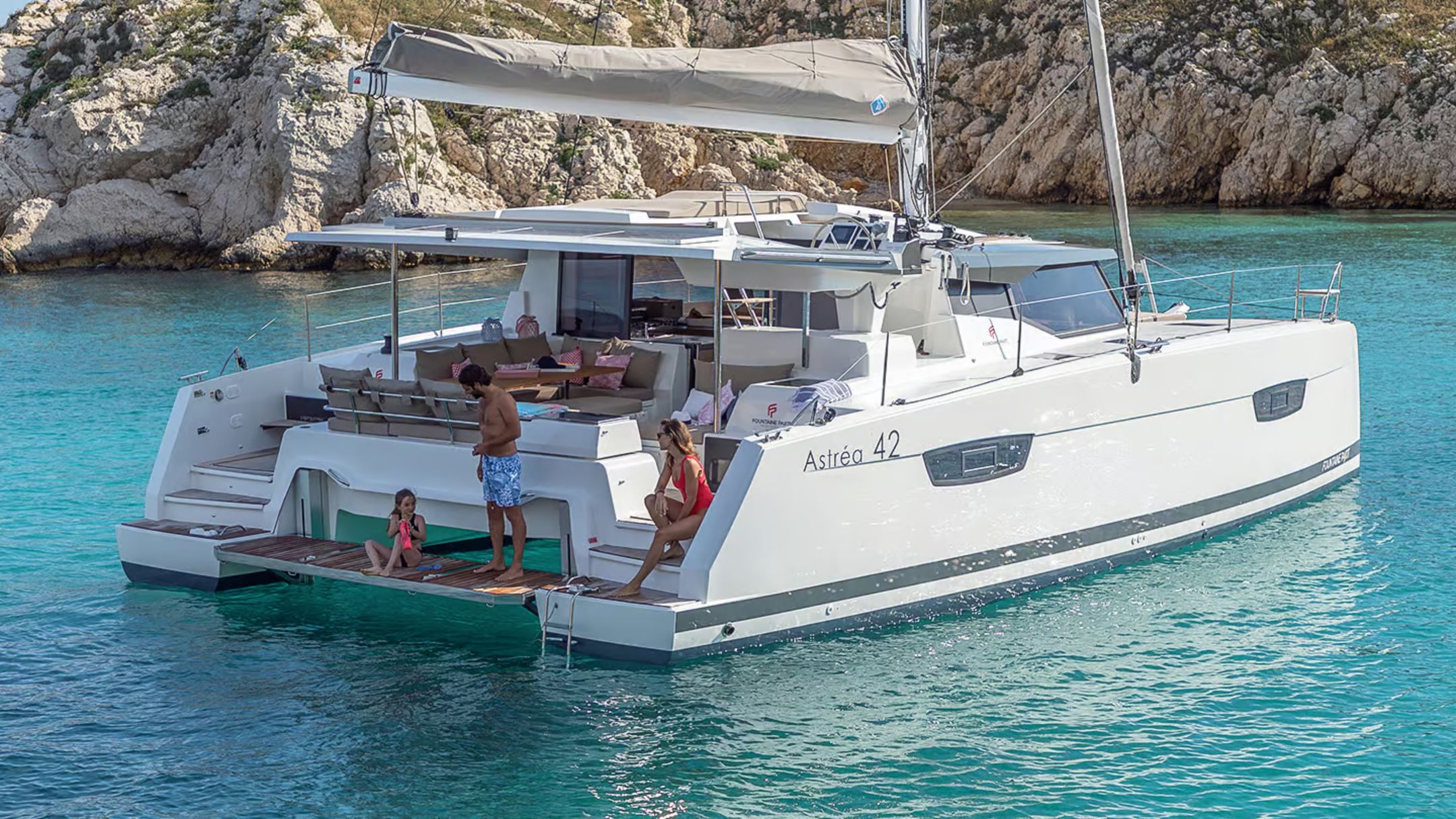 Louez le Fountaine Pajot Astrea 42 DEUTZ  sur la Côte Amalfitaine